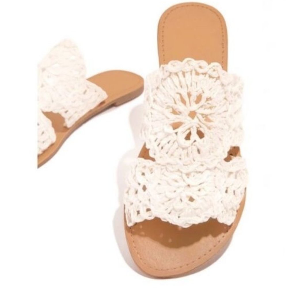 !! NEW !! Woven Raffia Slide Sandals in Cream - Picture 4 of 8
